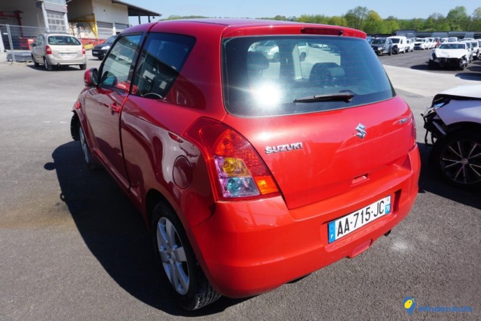 suzuki-swift-3-13-ddis-16v-turbo-big-2