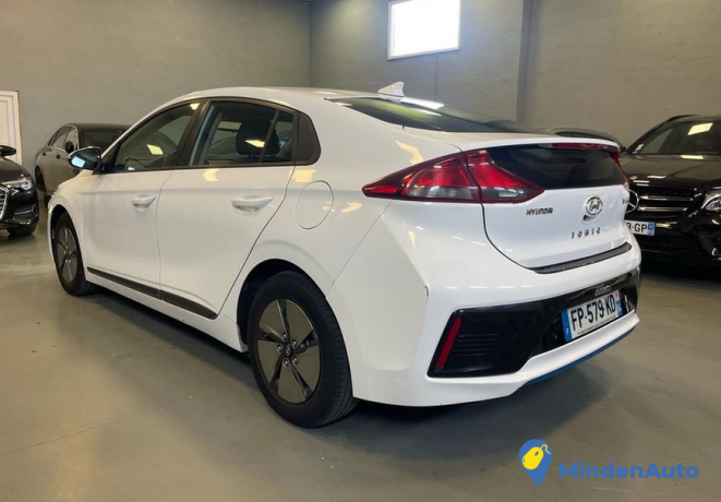 hyundai-ioniq-16gdi-hybrid-105141-2020-big-2