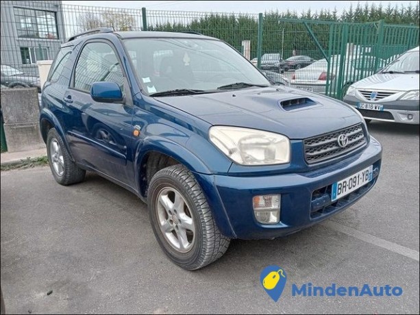 toyota-rav-4-20-d-4d-4x4-big-0