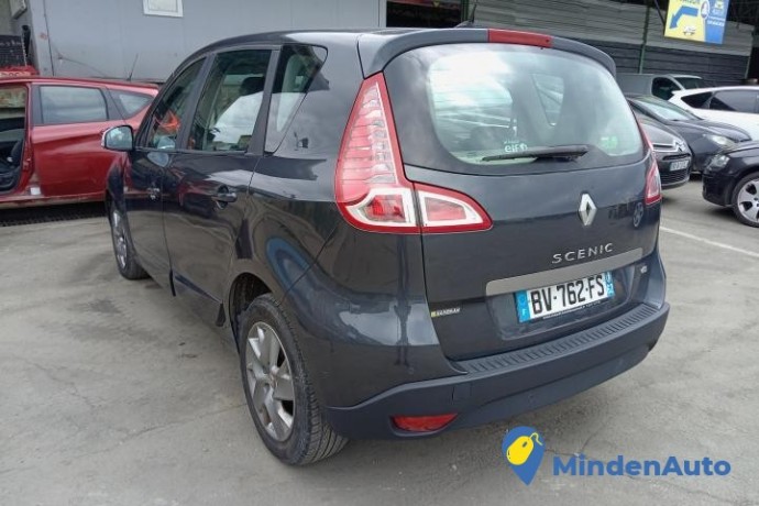 renault-scenic-iii-19dci-130-2011-big-2