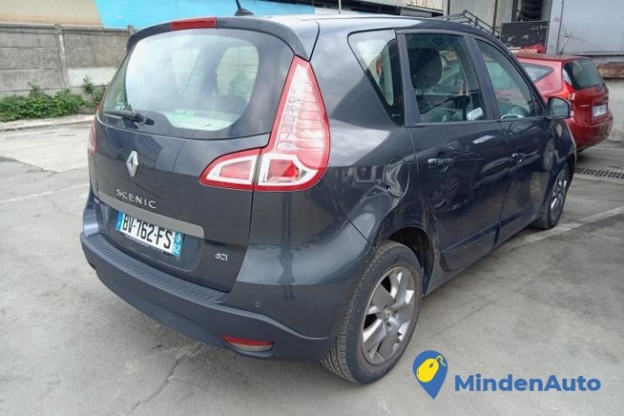 renault-scenic-iii-19dci-130-2011-big-1