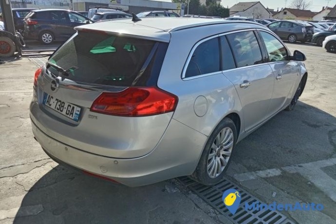 opel-insignia-tourer-20cdti-130-big-2