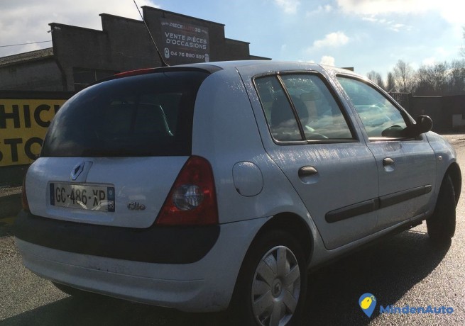 renault-clio-ii-5-portes-phase-2-12-i-60cv-big-3