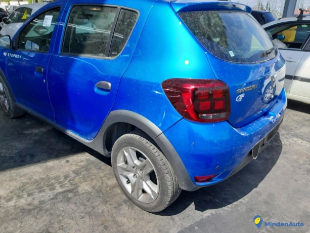 dacia-sandero-stepway-10-sce-75-ref-320422-big-0