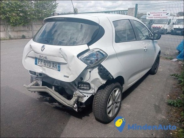 renault-zoe-life-r90-47262-big-3