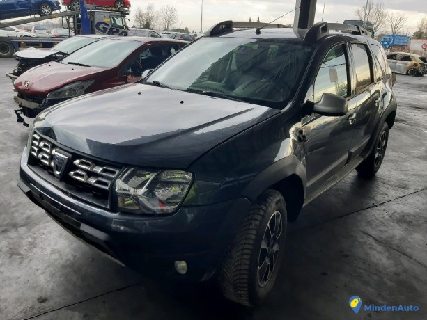 dacia-duster-12-tce-125-4wd-black-ref-317053-big-0