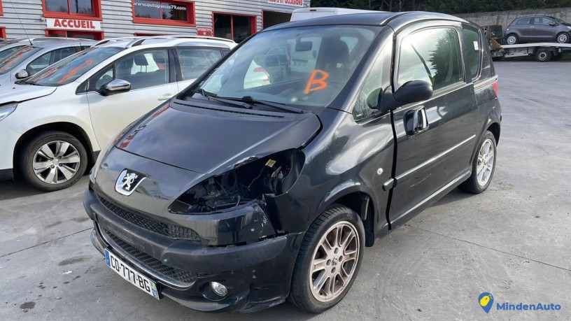 peugeot-1007-sporty-14hdi-70-ref-11385606-big-3