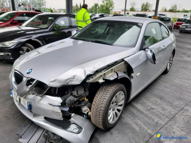 bmw-serie-3-e92-320-cd-177-coupe-ref-322342-big-3