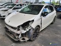 peugeot-208-16-bluehdi-120-gt-line-ref-321277-small-2