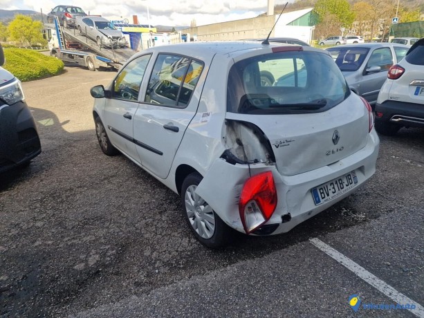 renault-clio-3-12i-16v-lp-80094-big-3