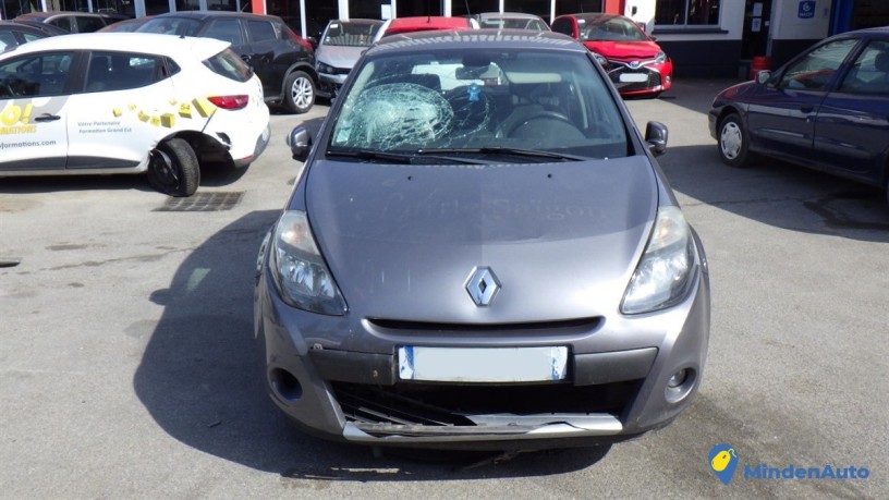 renault-clio-iii-15-dci-n12098-big-0