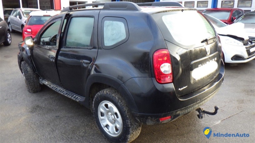 dacia-duster-4x4-phase-1-15-dci-90-cv-fap-n11795-big-1