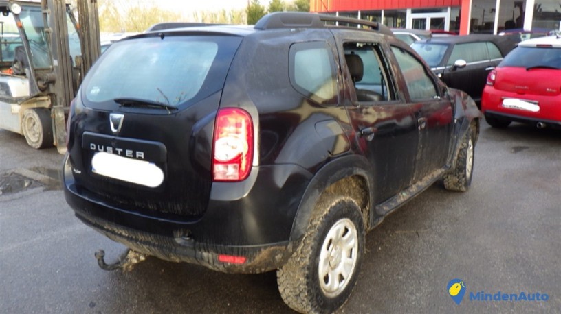 dacia-duster-4x4-phase-1-15-dci-90-cv-fap-n11795-big-2