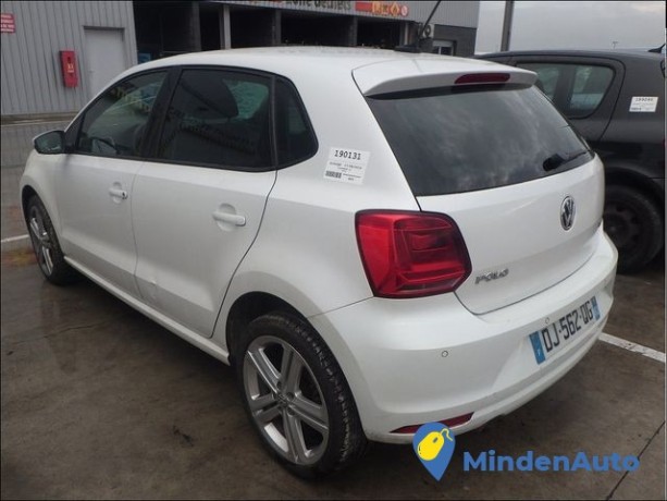 volkswagen-polo-v-highline-bmtstart-stop-14-tdi-90cv-big-2