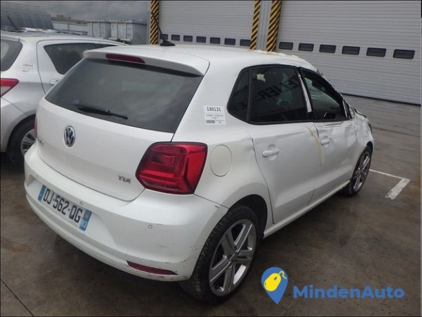 volkswagen-polo-v-highline-bmtstart-stop-14-tdi-90cv-big-3