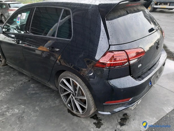 volkswagen-golf-vii-gti-20-16v-tsi-300-dsg-ref-323198-big-0