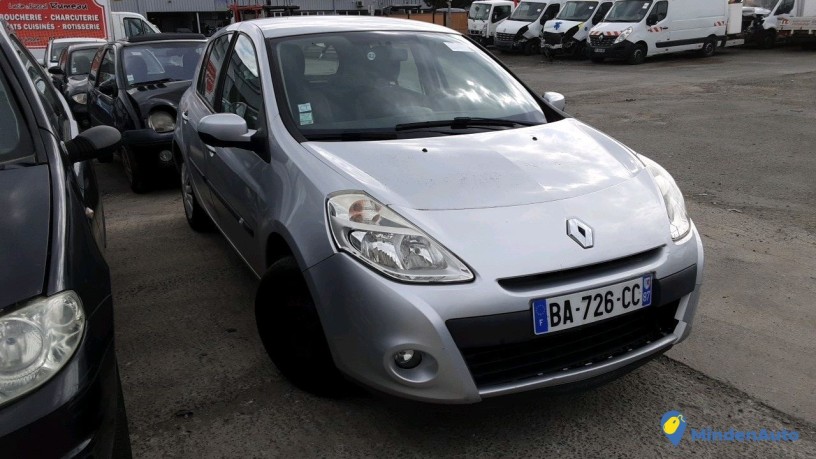 renault-clio-ba-726-cc-big-1