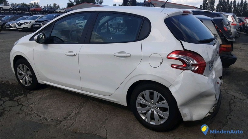 peugeot-208-cv-849-fg-big-2