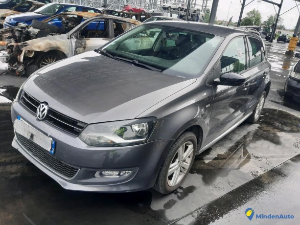 volkswagen-polo-v-6r-14i-85-match-ref-325080-big-0