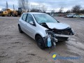 renault-clio-iii-12l-75-small-1