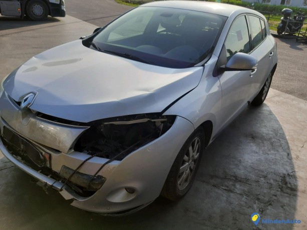 renault-megane-iii-15-dci-fap-110-ref-324714-big-3