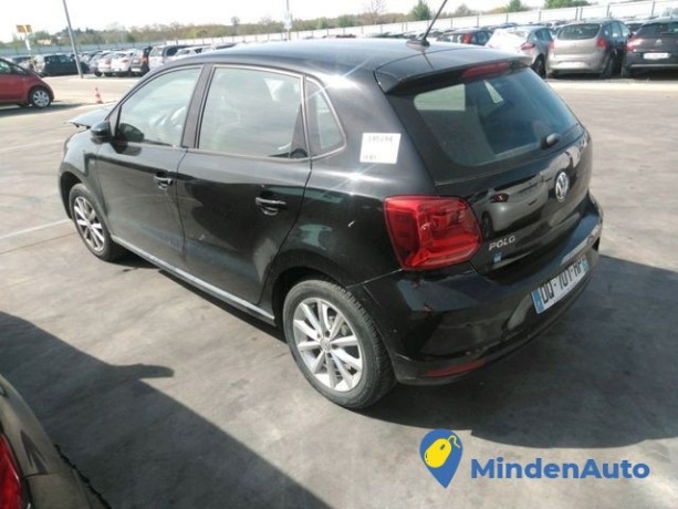 volkswagen-polo-v-lounge-10-big-2