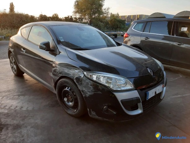 renault-megane-iii-coupe-15-dci-105-ref-331656-big-3