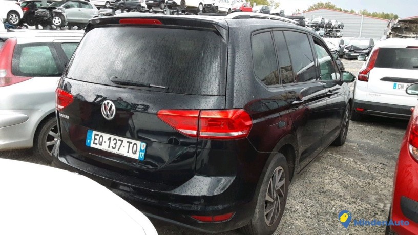 volkswagen-touran-eq-137-tq-big-1