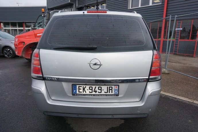 opel-zafira-b-big-18