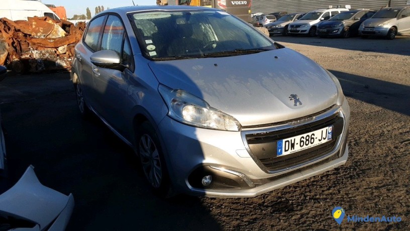 peugeot-208-dw-686-jj-big-2