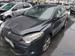 RENAULT MEGANE III 1.9 DCI 130 DYNAMIQUE Réf : 335177