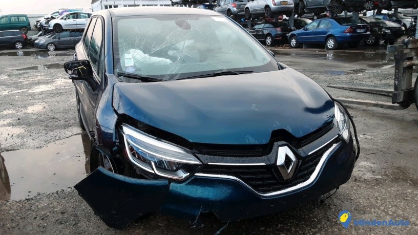 renault-captur-fg-870-at-big-2