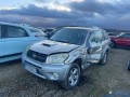 toyota-rav-4-20-d-4d-115-small-3