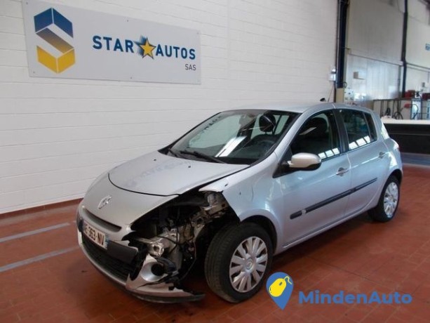 renault-clio-15-dci-68cv-big-3