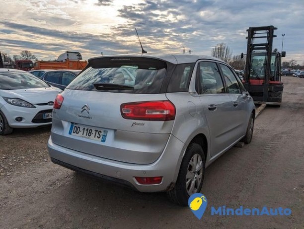 citroen-c4-picasso-16l-e-hdi-115-exclusive-etg6-big-3