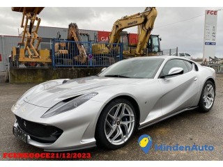 Ferrari 812 6.5 V12 SUPERFAST 1er Principal