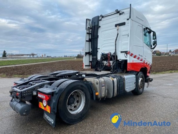 volvo-fh-460-gnl-globetrotter-big-3