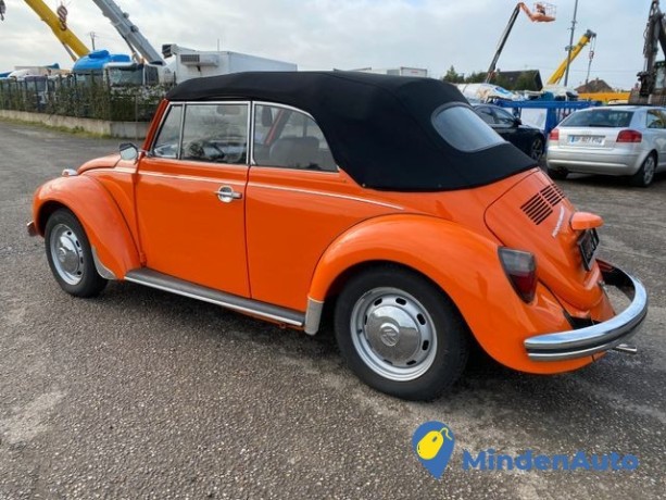 volkswagen-coccinelle-1300-restaure-big-1