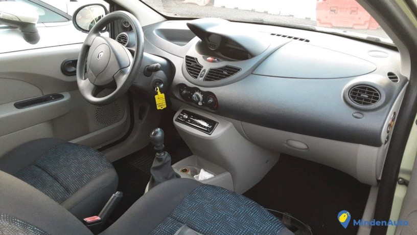 renault-twingo-fy-762-pn-big-4