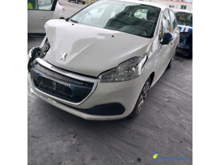 PEUGEOT 208 1.2 PURETECH 68 LIKE - ESSENCE