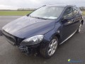 volvo-v40-cross-country-16-d2-115ch-fap-ss-small-2