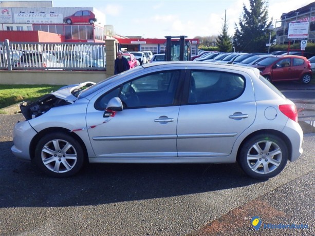 peugeot-207-16-hdi-16v-90ch-big-3