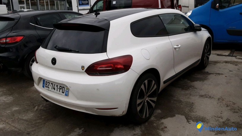 volkswagen-scirocco-bz-741-pd-big-1