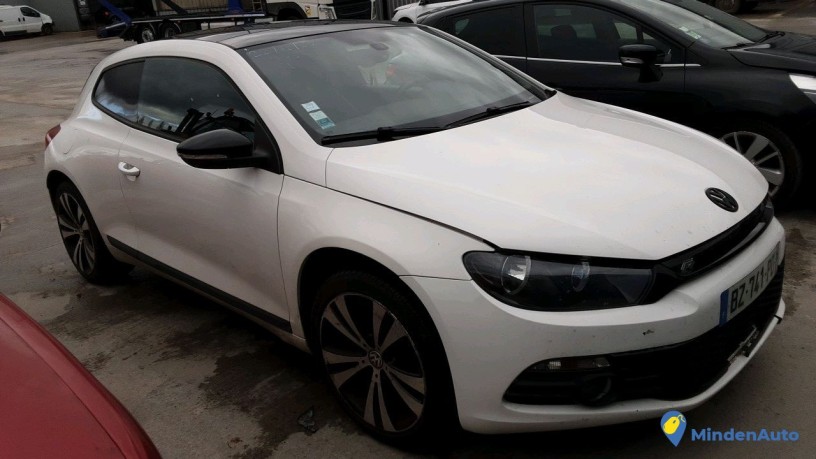 volkswagen-scirocco-bz-741-pd-big-0