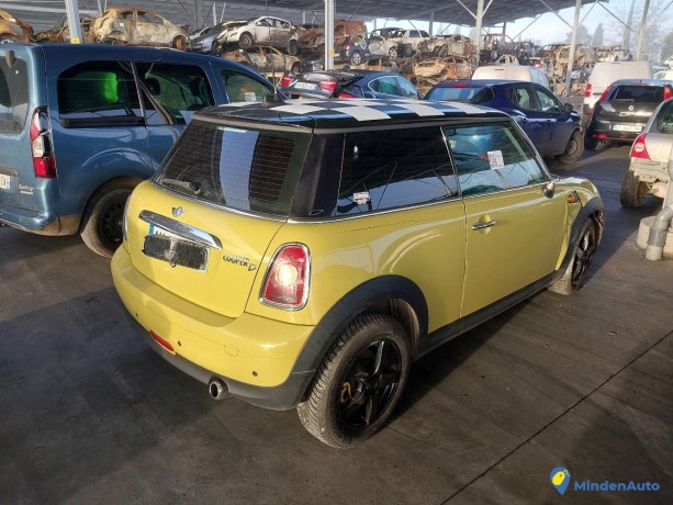 mini-16-cooper-d-110-gazole-big-3