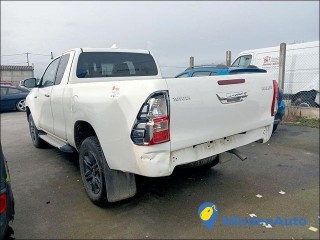 Toyota Hilux Double Cab Confort 4x4