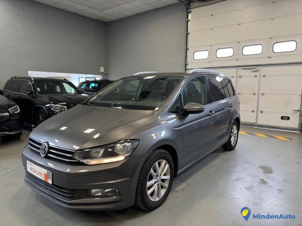 volkswagen-touran-16tdi-110cv-dsg-confortline-5places-big-0