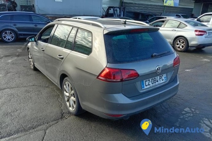 volkswagen-golf-sw-16-tdi-105cv-h10-big-3