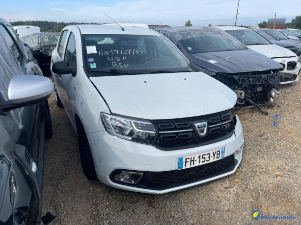 dacia-sandero-09i-tce-90-big-0