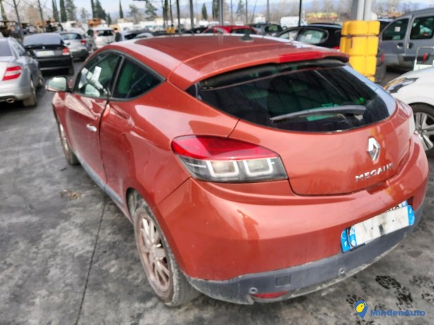 renault-megane-iii-coupe-19-dci-130-ref-318286-big-3